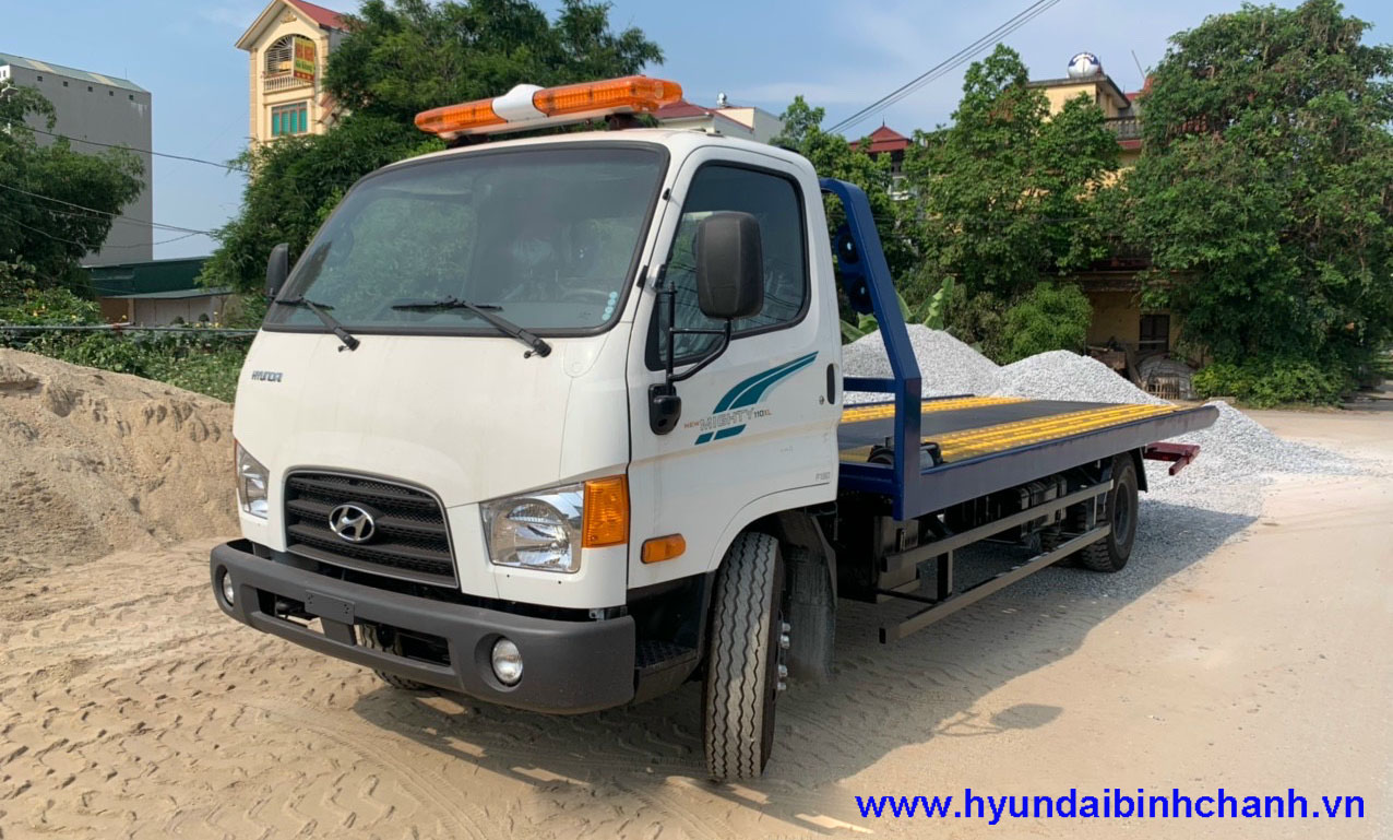 Hyundai 110XL cứu hộ có sàn trượt chở ô tô