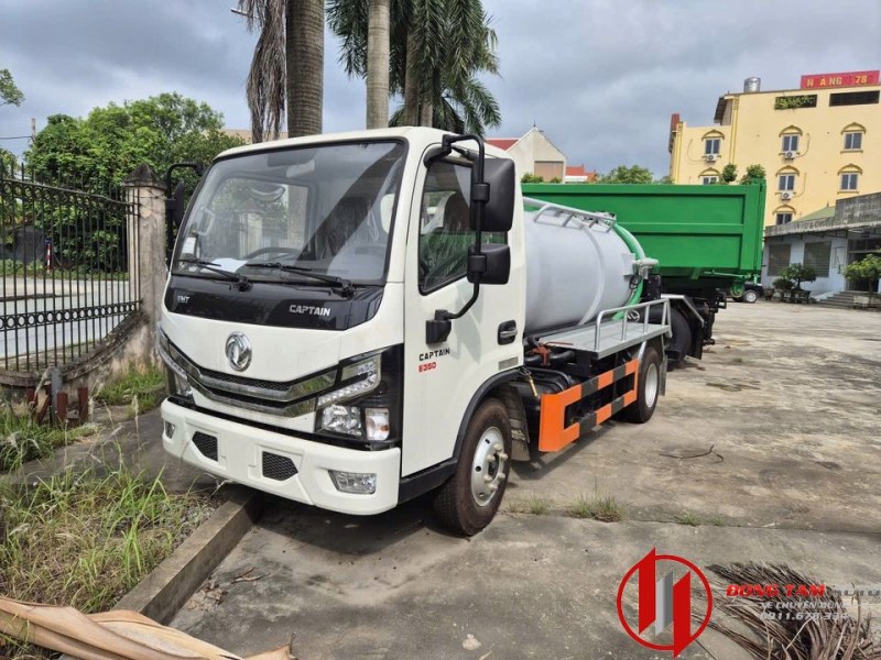 Xe hút chất thải 3.5 khối Dongfeng nhập khẩu