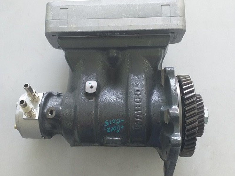 Bơm hơi Hyundai HD320 HD1000 HD700 HD170