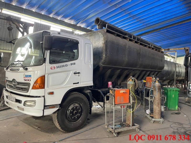 Cải tạo xe bồn chở cám thức ăn chăn nuôi cho Hino Isuzu Chenglong
