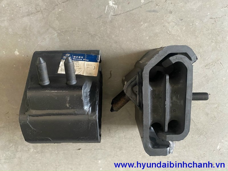 Cao su chân máy Hyundai HD1000 HD320 HD170 HD270 HD700