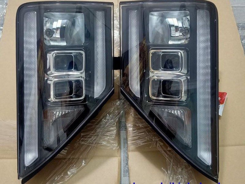 Đèn pha Universe 2020 mẫu mới đèn pha U LED 