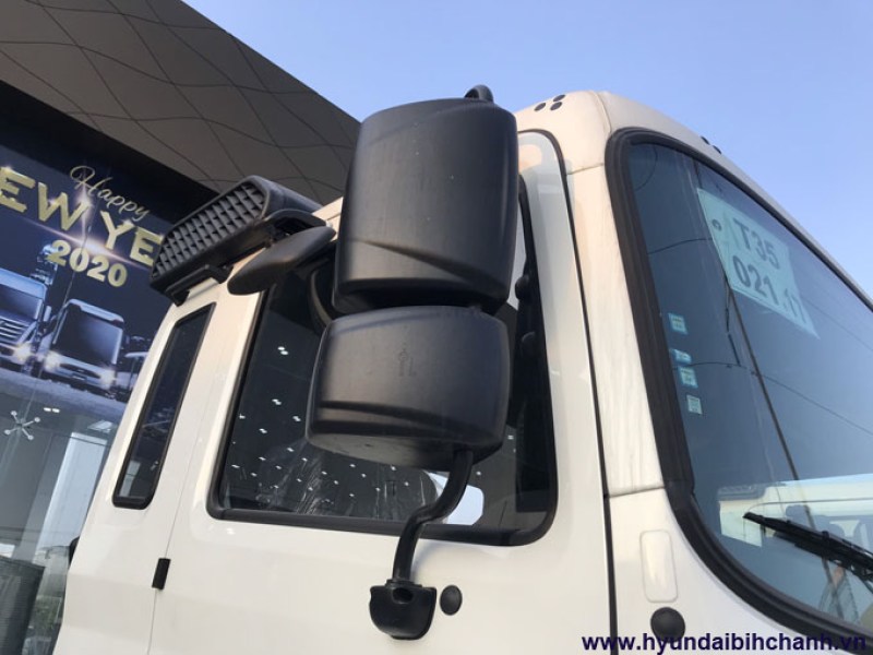 kinh hau hd1000 hd700