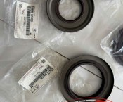 Phốt bánh trong ngoài bánh Hyundai HD72 HD99 110S chính hãng